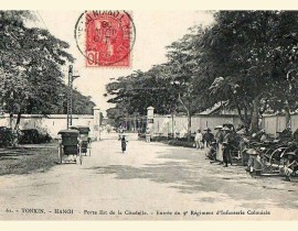 HANOI-ENTREE-DU-9-REGIMENT-D-INFANTERIE-COLONIALE-4991594255.jpg