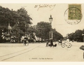 HANOI-Rue-du-Petit-Lac-4988902129.jpg