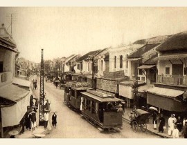 Rue-de-la-Soie-Pho-Hang-Dao-4992243418.jpg