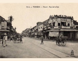 Tonkin-Hanoi-La-Rue-de-la-Soie-4991637119.jpg