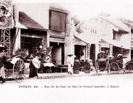 TONKIN-RUE-DE-LA-SOIE-EN-FACE-LE-GRAND-MARCHE-A-HANOI-4992235952.jpg