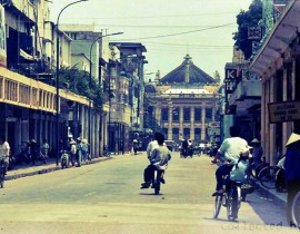 Pho-Trang-Tien-1990-s-5006592335.jpg