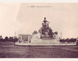 HANOI-Monument-de-la-France-4962906934.jpg