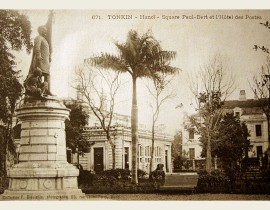 Vuon-hoa-Paul-Bert-va-nha-Buu-Dien-4962313351.jpg