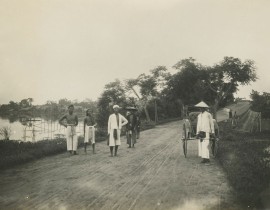 Indochine-Dans-les-environs-d-Hanoi-1900-49098151357.jpg