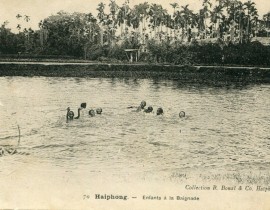 HAIPHONG-Enfants-a-la-baignade-49095476523.jpg